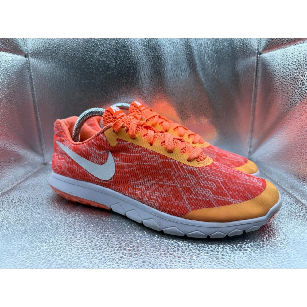 Size 8 Nike Flex Experience RN 5 Shoes Womens Orange Excellent Running Sneakers